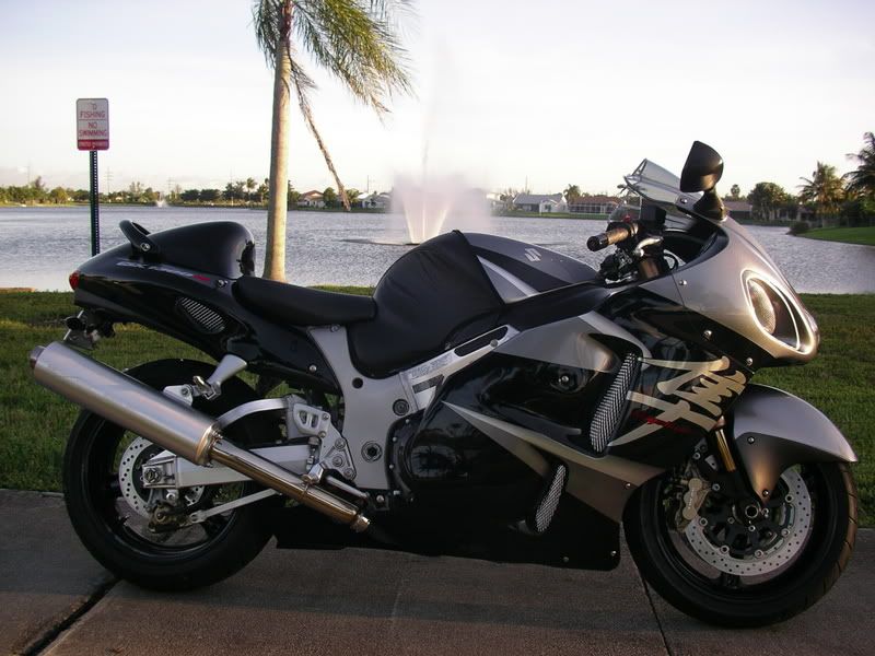 How many have 2 bikes? What is the second bike?